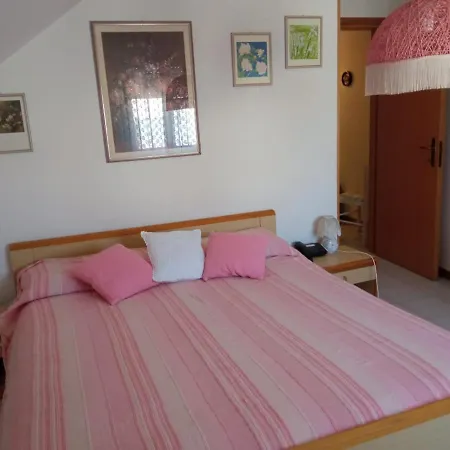 Apartment Carmen House *